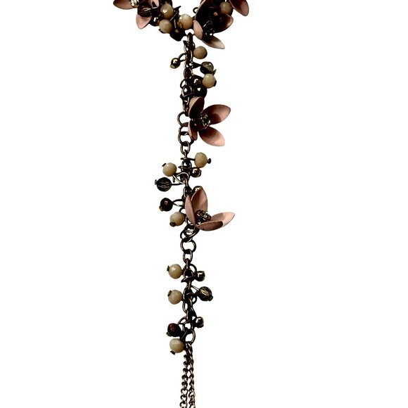Torrid Hand Chain Blush Stone Flowers Gold Chain - Picture 5 of 8